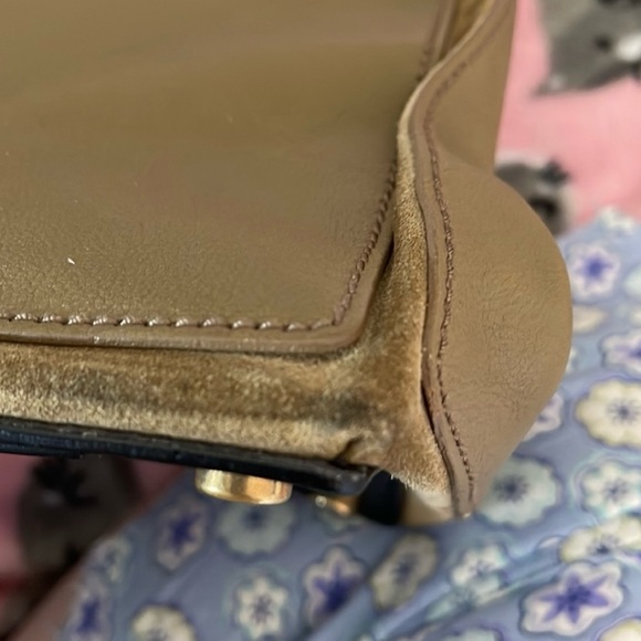 Authentic YSL Muse 2 - Picture 9 of 16